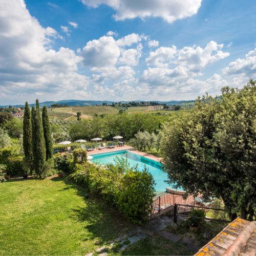 Few (and good) reasons to spend your holidays on a agriturismo